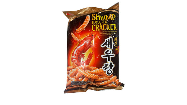 Paquet de crackers croustillants saveur crevette épicée snack asiatique piquant