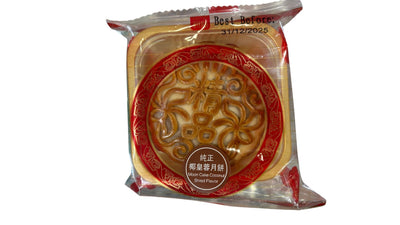 Gâteau de lune traditionnel chinois fourré à la noix de coco râpée